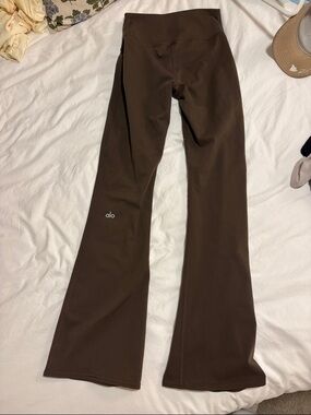ALO Yoga Brown Flared Leggings